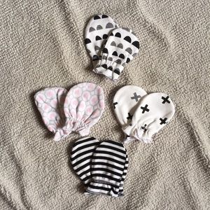 New born mittens